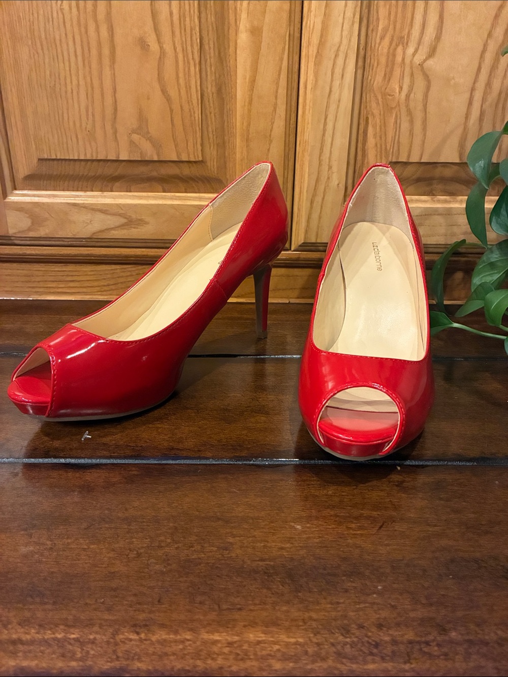 Like New 9 Liz Claiborne Romona Red Patent Peep-Toe Stiletto Pumps (ABBA)